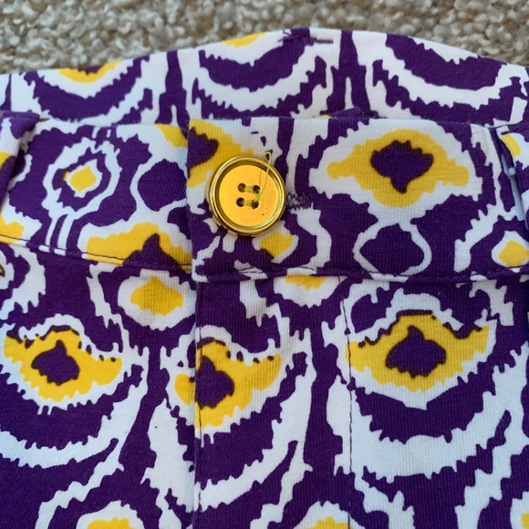 Patterned shorts - Picture 2 of 4